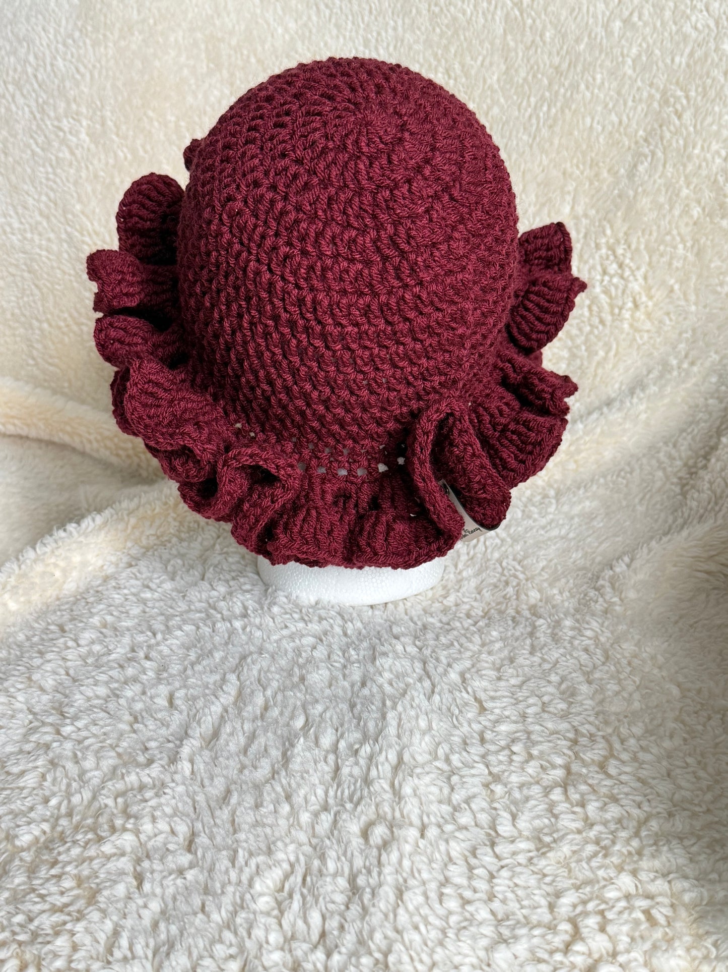 Aubergine Ruffle beanie