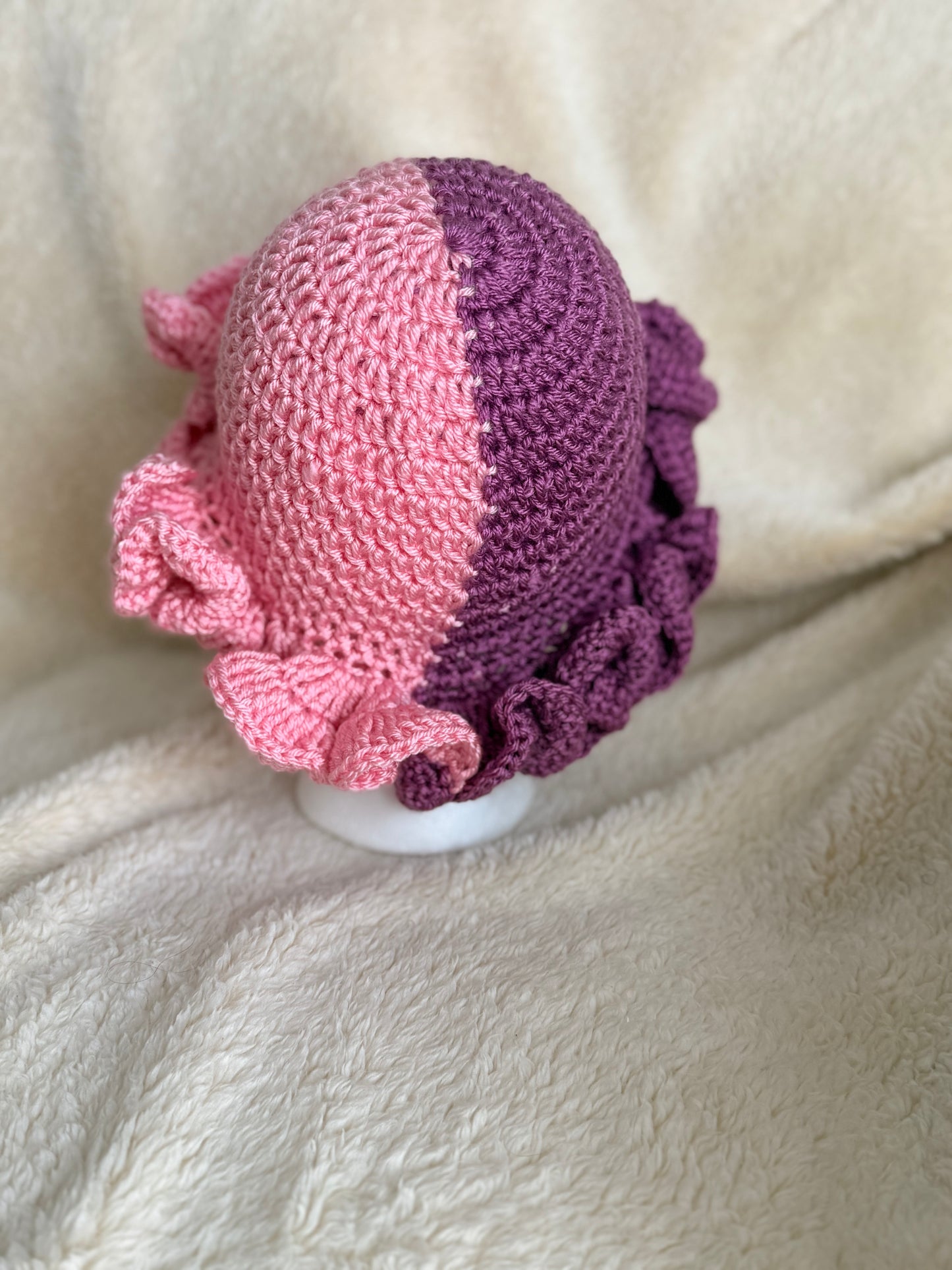 Hot orchid/ pink Ruffle beanie