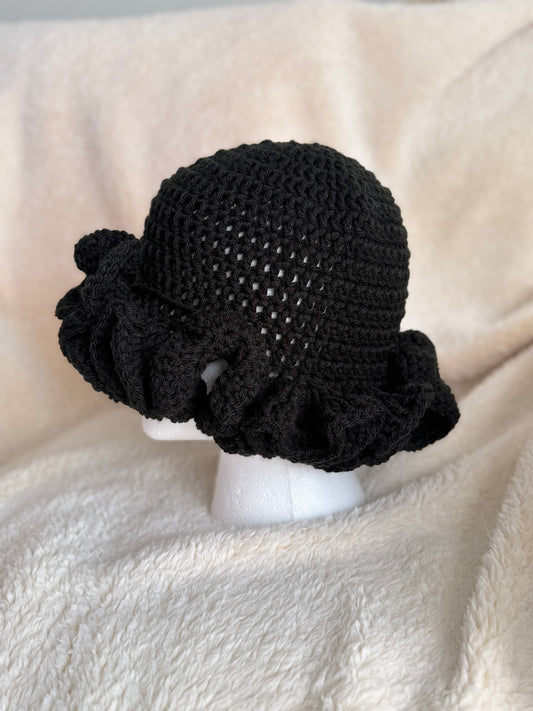 Ruffle beanie