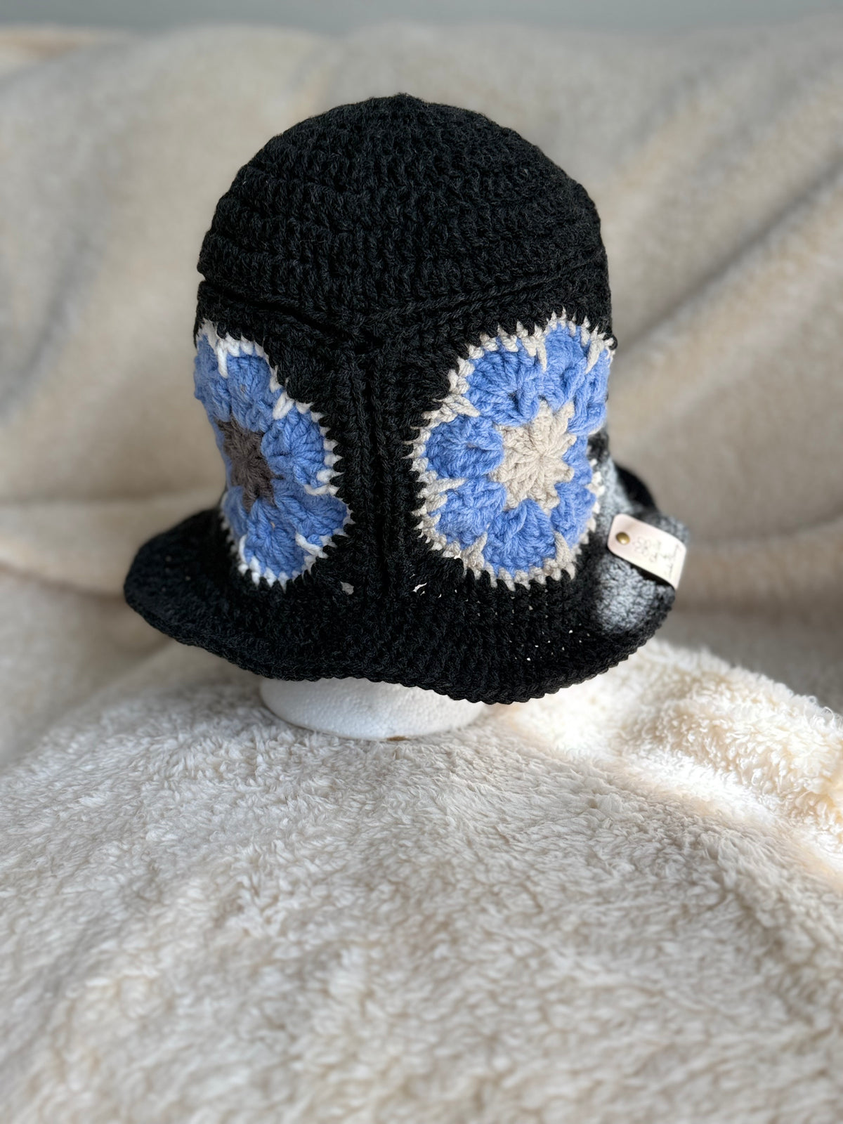 Blue flower granny square bucket hat