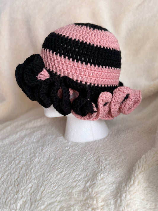 Ruffle beanie