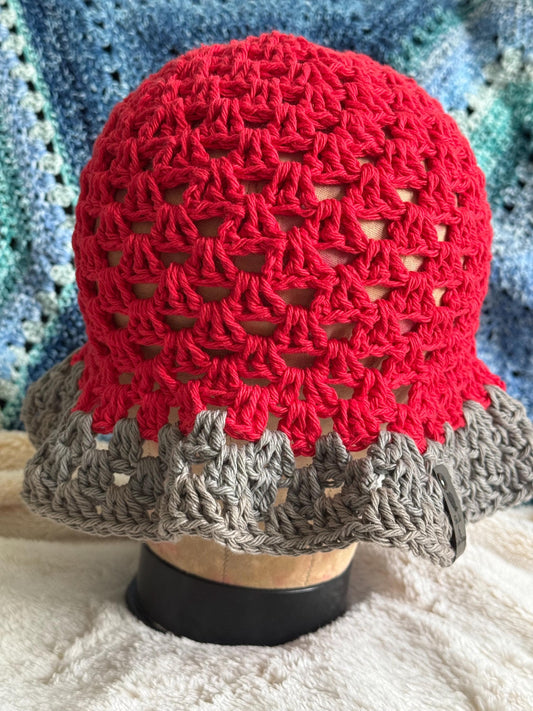 Granny stick bucket hat