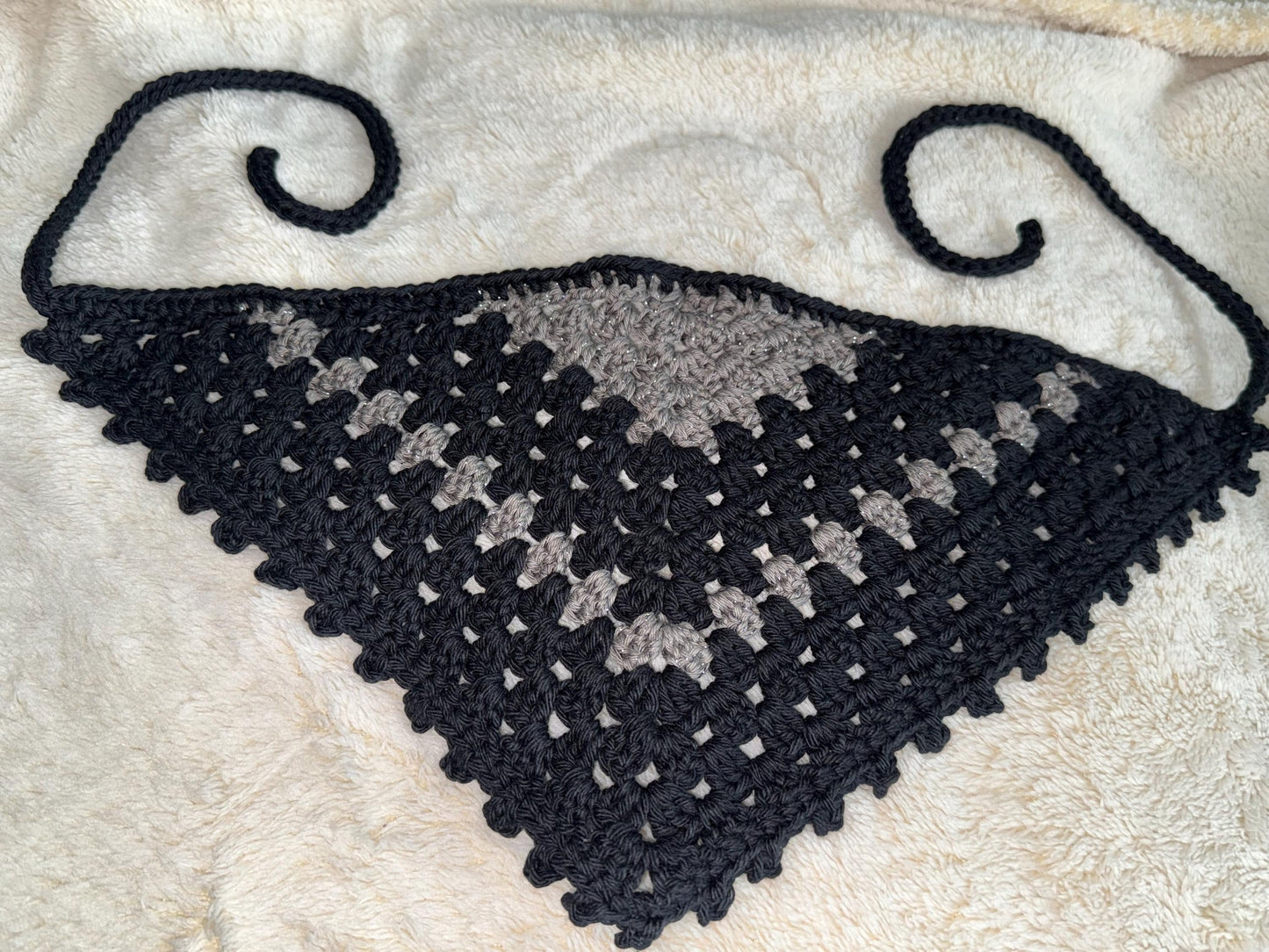 Granny stitch bandana