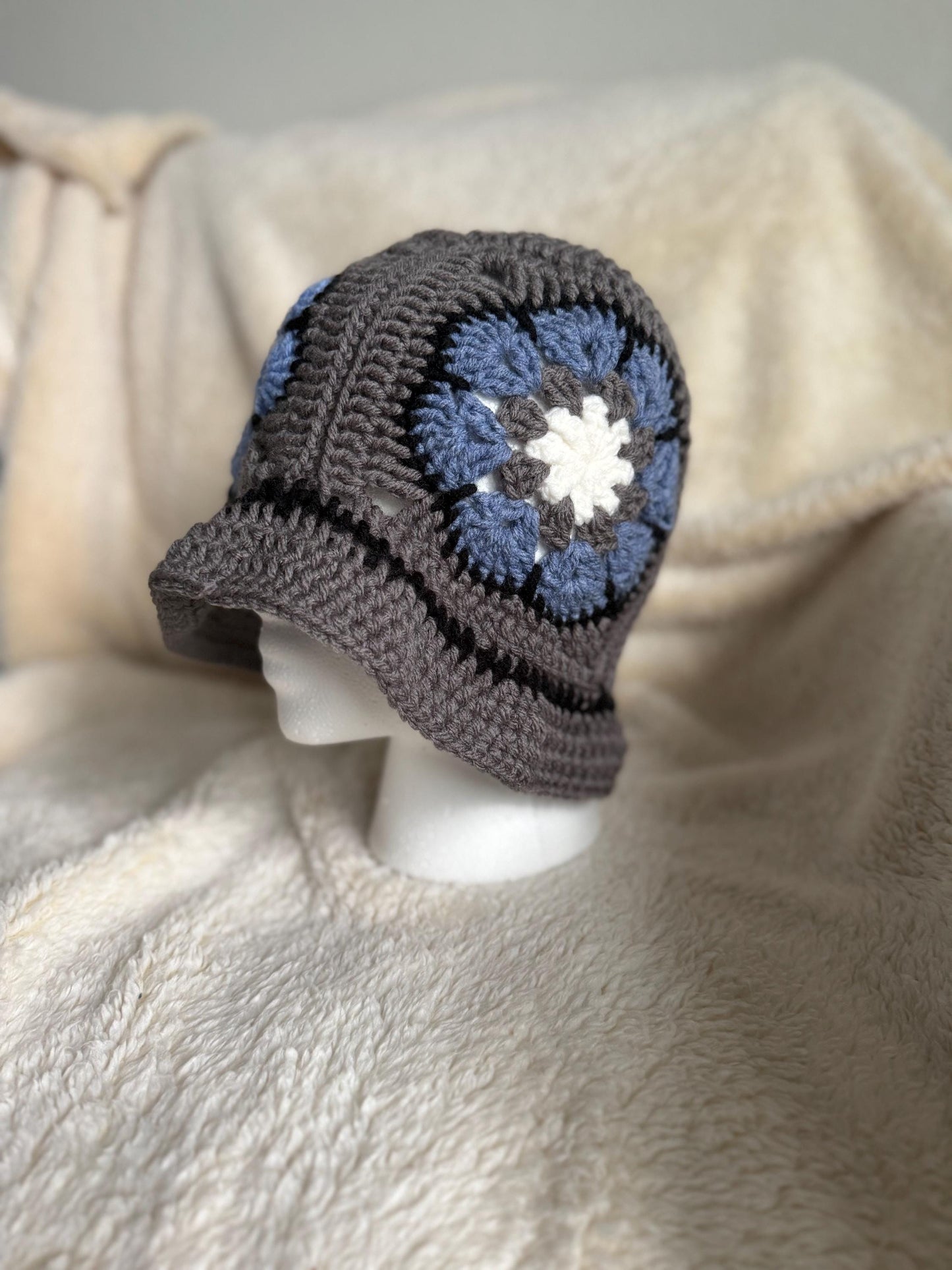 Granny square bucket hat