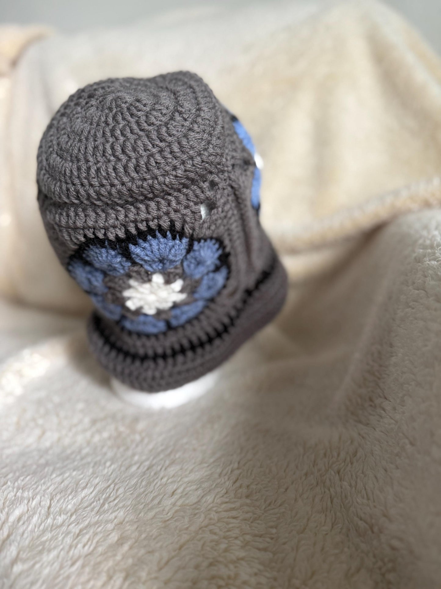 Granny square bucket hat