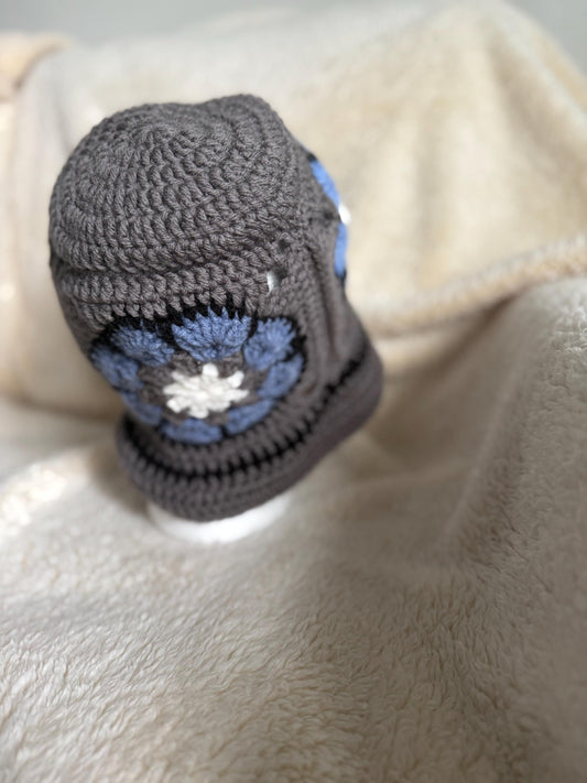 Granny square bucket hat
